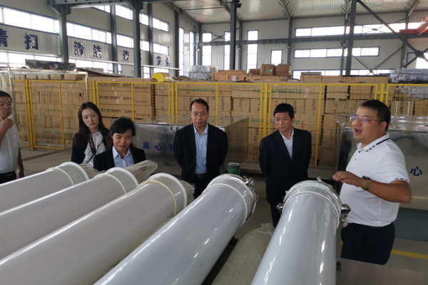 陜西航天建設集團有限公司總經理、黨委副書記謝明娟率隊赴遼寧一諾環保產業集團開展考察調研工作